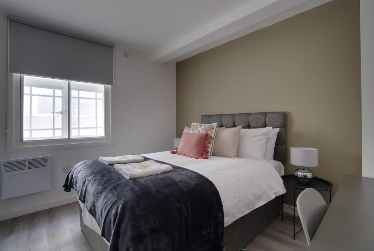 2Br City Centre Apt, Self Check In, Wifi, By Derbnb Σέφιλντ Εξωτερικό φωτογραφία