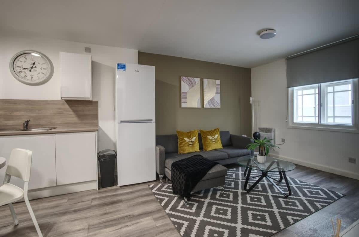 2Br City Centre Apt, Self Check In, Wifi, By Derbnb Σέφιλντ Εξωτερικό φωτογραφία