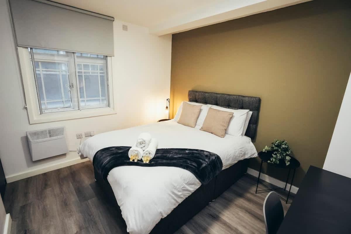 2Br City Centre Apt, Self Check In, Wifi, By Derbnb Σέφιλντ Εξωτερικό φωτογραφία