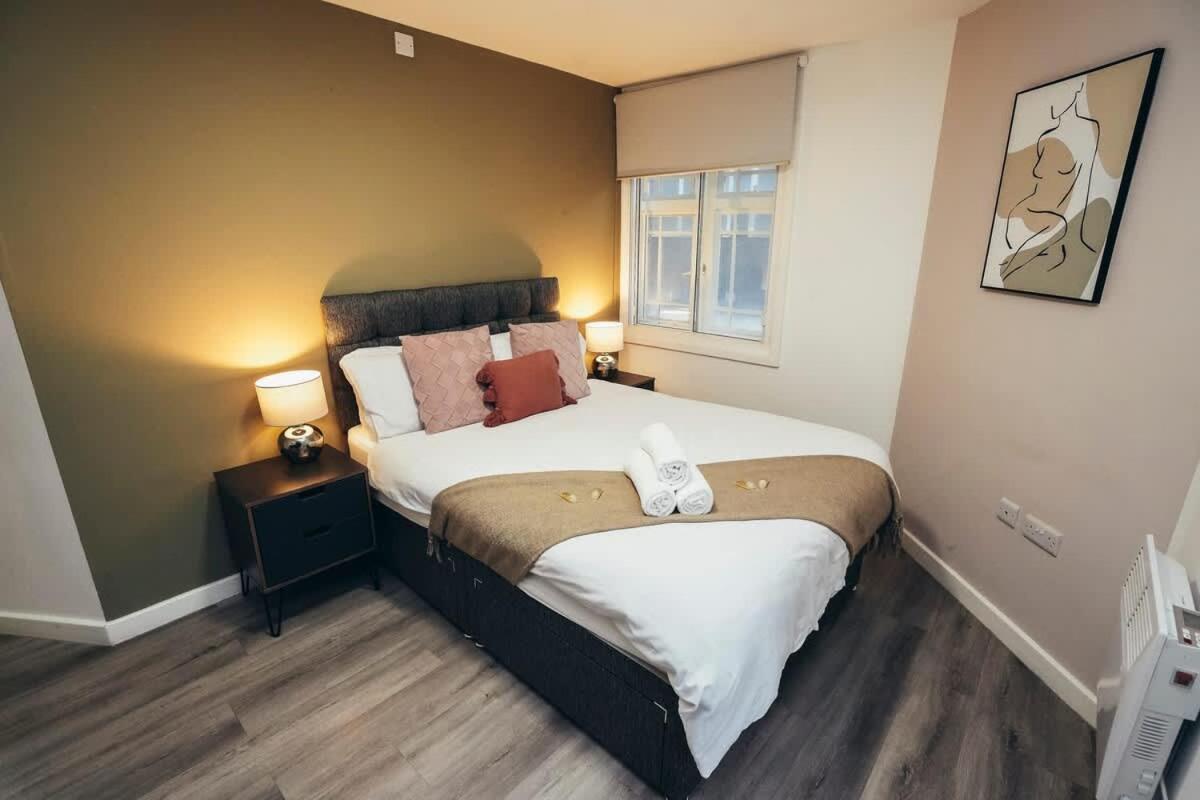 2Br City Centre Apt, Self Check In, Wifi, By Derbnb Σέφιλντ Εξωτερικό φωτογραφία